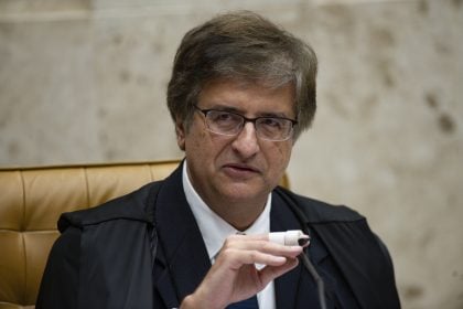 A reconstrução da Justiça