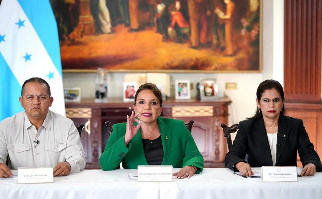 Presidente de Honduras denuncia 'golpe de Estado' após fim de tratado com EUA