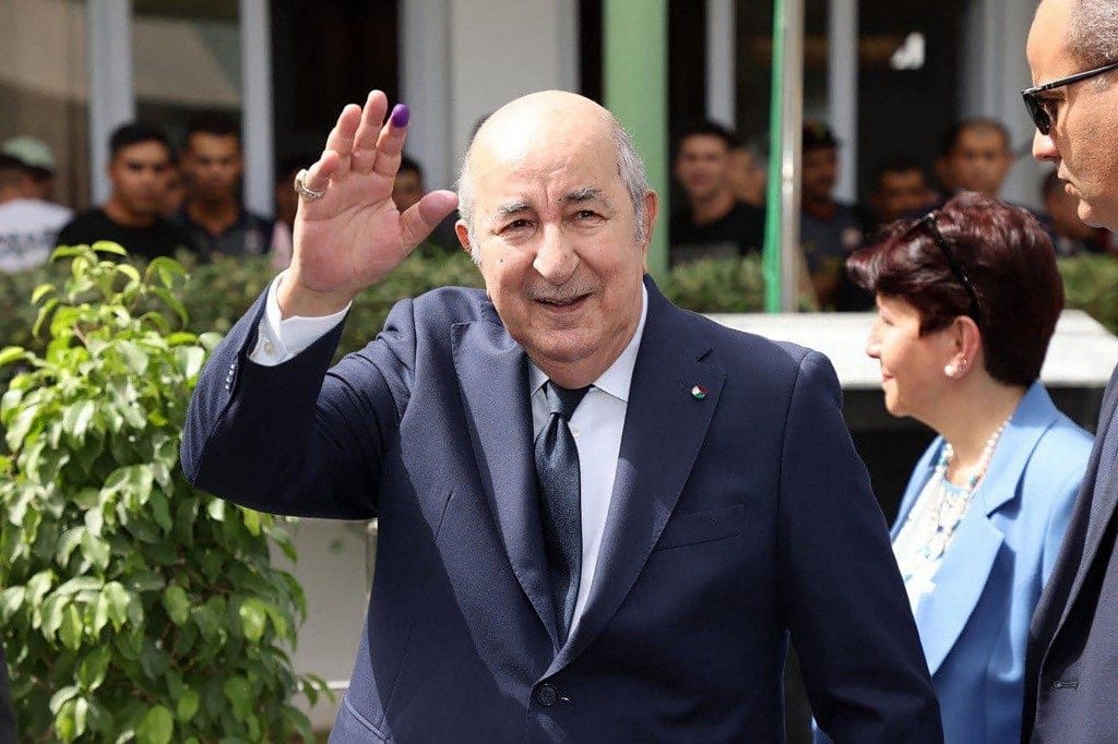 Presidente da Argélia é reeleito com 94,65% dos votos
