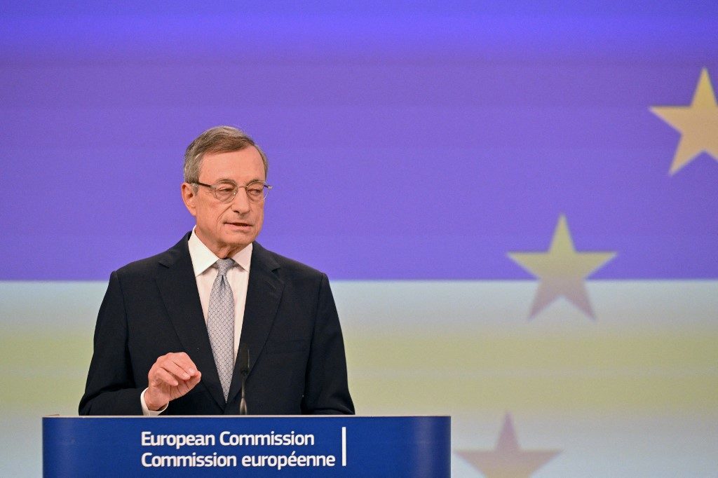 Ex-chefe do Banco Central Europeu vê economia da UE em risco