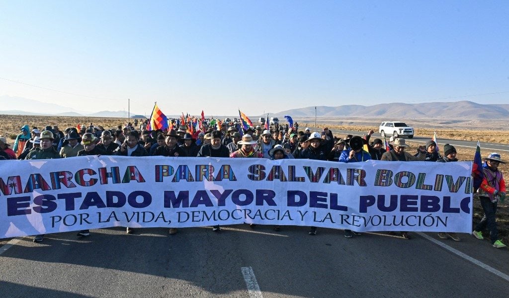 Bolívia tem confrontos entre seguidores de Arce e Morales perto de La Paz