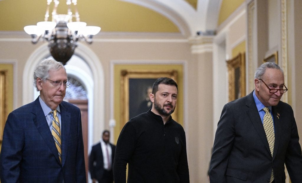 Biden anuncia pacote de ajuda militar à Ucrânia durante visita de Zelensky