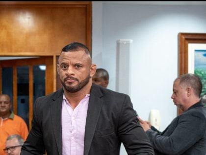 MPE denuncia candidato do PL a prefeito de Maricá por humilhar companheiras de chapa
