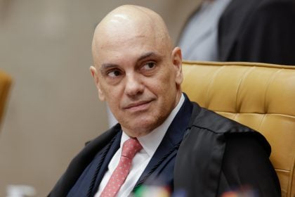 Moraes faz doação para ajudar a quitar a dívida de estádio do Corinthians
