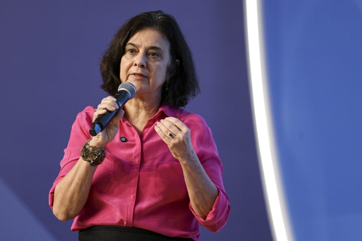 Nísia Trindade se filia ao PT e concorrerá à Câmara pelo Rio