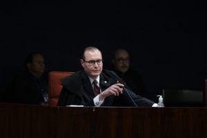 Zanin interrompe julgamento do STF que pode derrubar parte da reforma trabalhista