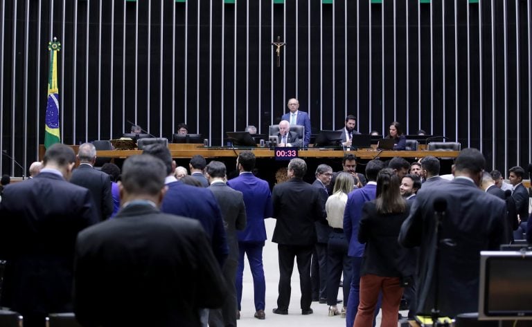 Câmara aprova projeto que reforça os recursos para hospitais universitários