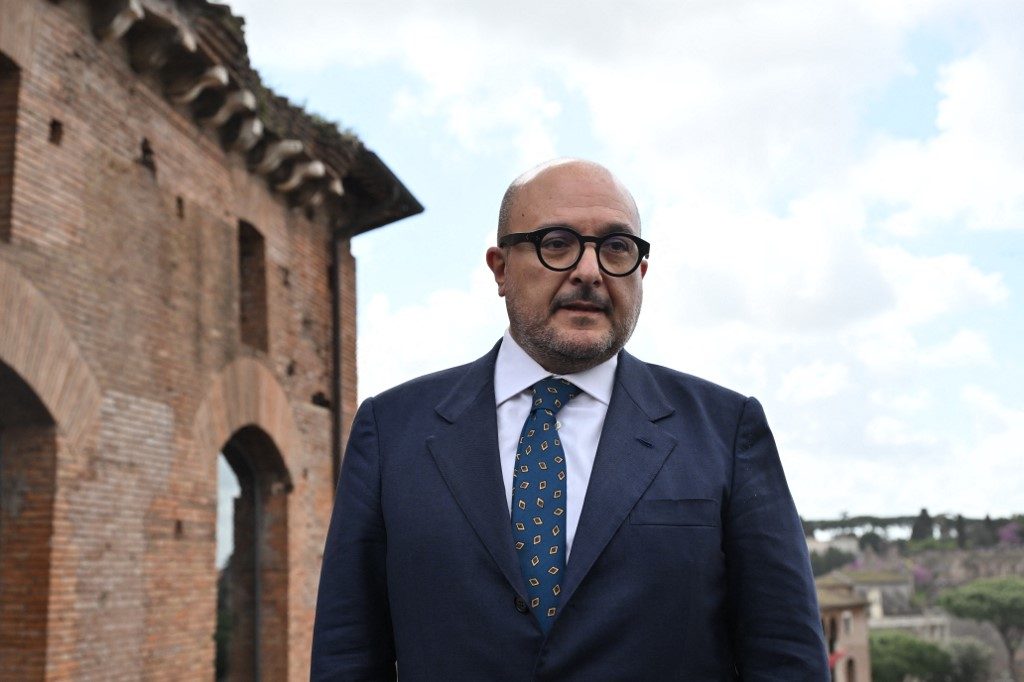 Ministro da Cultura da Itália renuncia por caso de adultério