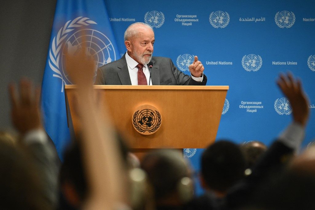 Lula rebate Zelensky nos EUA: 'Se ele fosse esperto, diria que a solução é diplomática, não militar'