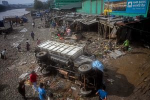 Inundações no Nepal deixam quase 150 mortos