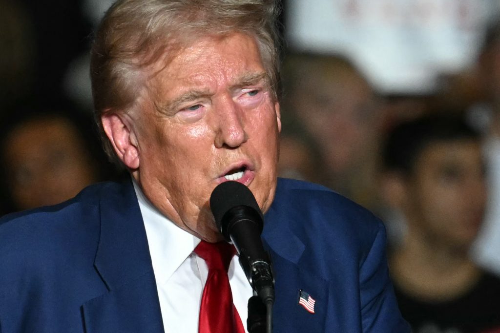 Defesa de Trump pede anulação de multa de US$ 454 milhões por fraude