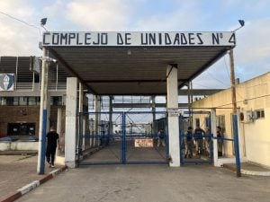 6 presos morrem em incêndio em presídio no Uruguai