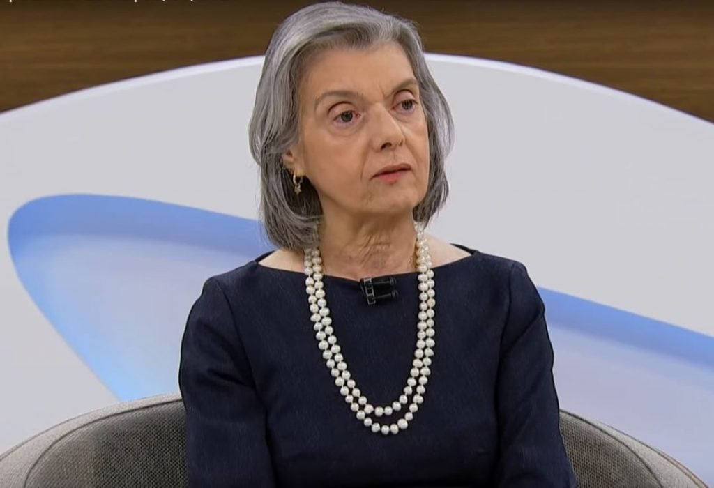 Cármen Lúcia defende suspensão do X: ‘Todos que atuam aqui têm que cumprir a lei’