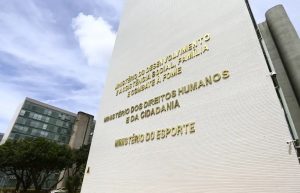 Operação mira grupo acusado de desvio de verbas da Lei de Incentivo ao Esporte durante o governo Bolsonaro
