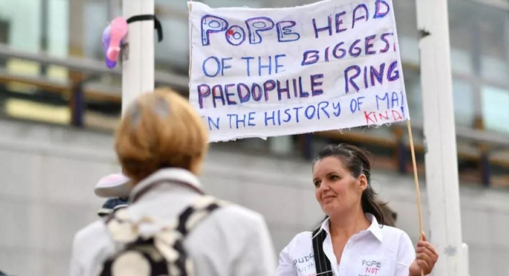 Irlanda vai investigar 2.400 suspeitas de abuso infantil em escolas católicas