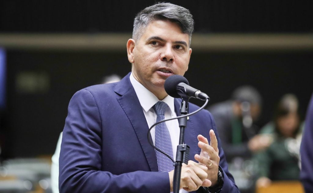 Zanin inclui Messias Donato como investigado por briga na Câmara