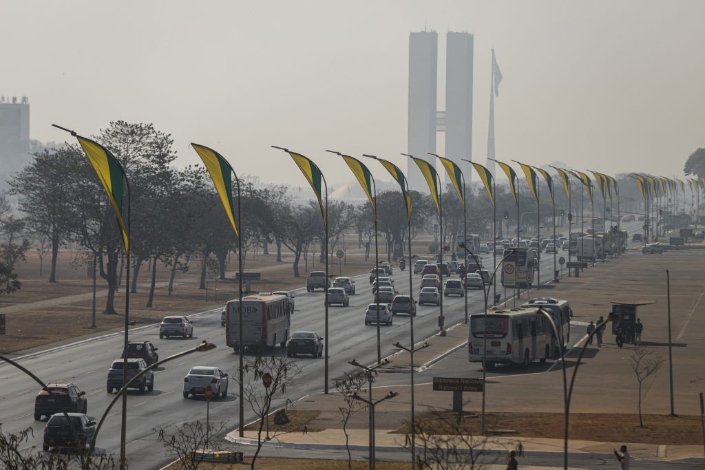 Brasília atinge recorde histórico de seca nesta sexta-feira