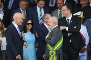 Lula celebra 7 de Setembro com Moraes e outros ministros do STF