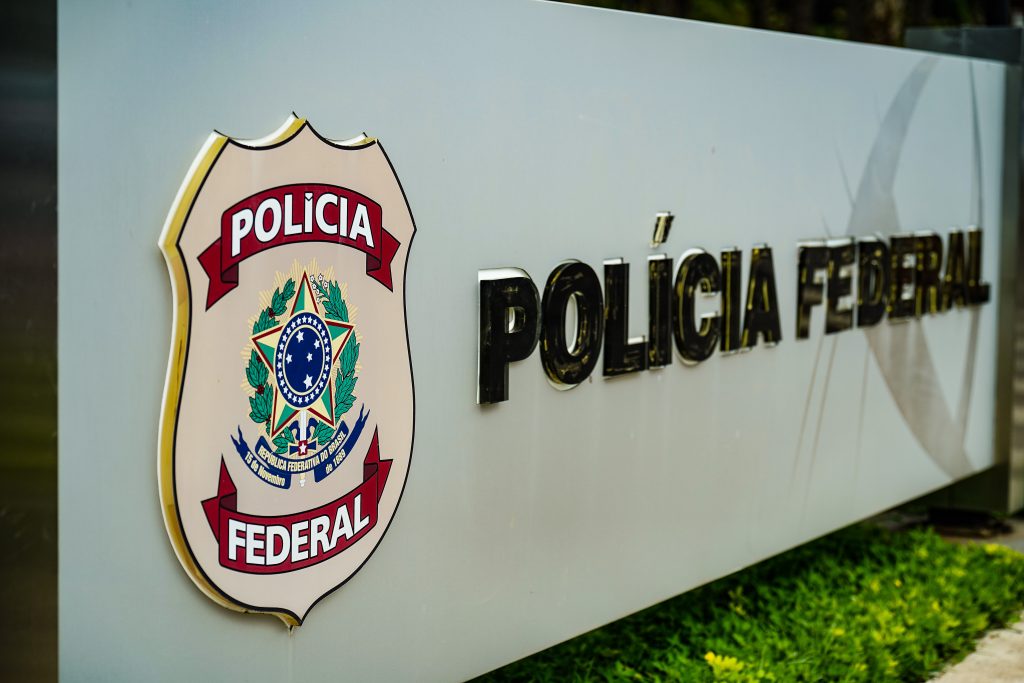 Agente da PF preso na Operação Contragolpe foi cooptado por membro da Abin para plano de golpe, diz TV
