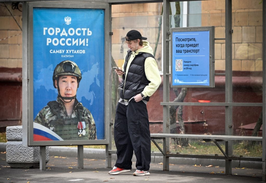 Rússia aumenta os salários para atrair voluntários para combater na Ucrânia