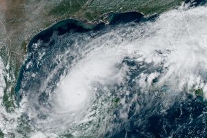 Furacão de categoria máxima ameaça México e Flórida