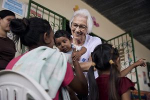 Freira brasileira é premiada pela Agência da ONU para Refugiados