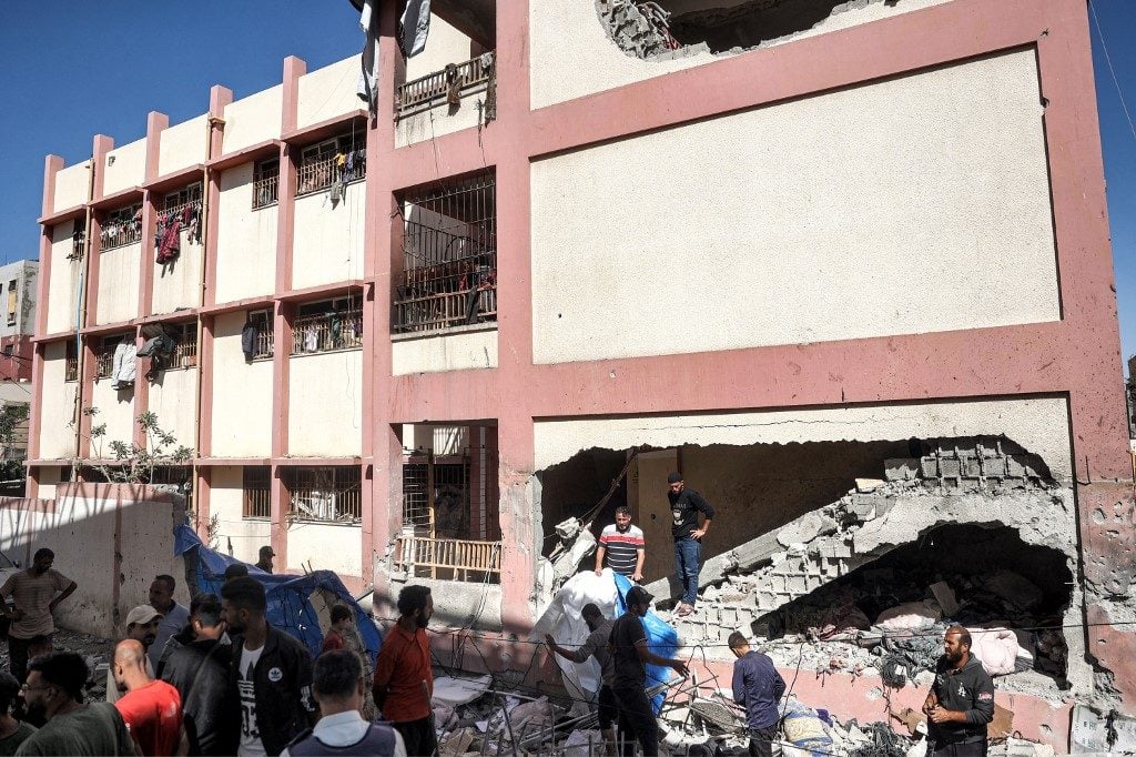 Bombardeio israelense contra escola deixa 17 mortos em Gaza