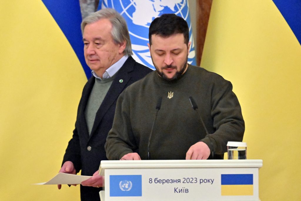 Zelensky se recusa a receber secretário da ONU em Kiev após visita à Rússia