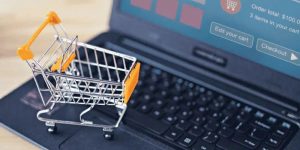 Brasil deve superar 100 milhões de compradores on-line até 2026