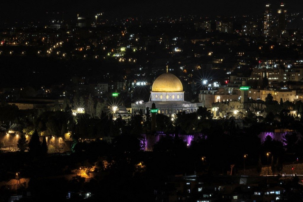 Mísseis do Irã, promessa de vingança de Netanyahu e bombardeio no Líbano: cresce a tensão no Oriente Médio