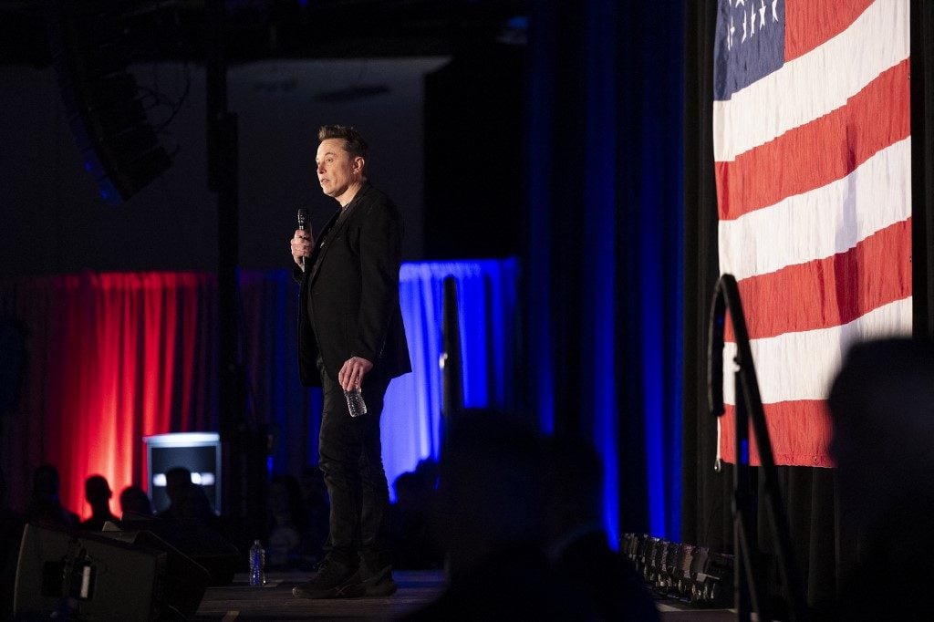 Departamento de Justiça adverte Musk sobre risco de ilegalidade em sorteios milionários até a eleição
