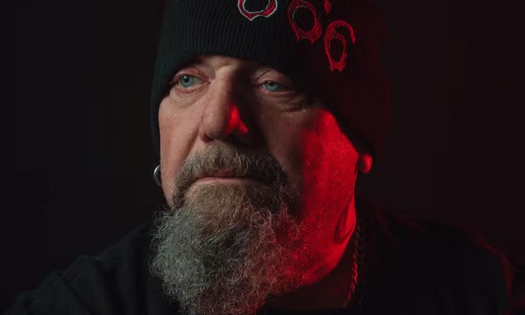 Morre Paul Di'Anno, ex-vocalista do Iron Maiden, aos 66 anos