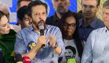 Nunes cola em Tarcísio, minimiza Bolsonaro e tenta ligar Boulos a ‘desordem’
