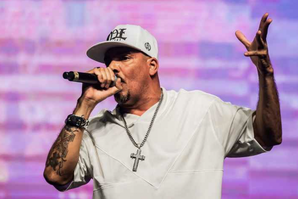 Rapper Dexter pede R$ 125 mil a Marçal por uso indevido de música em campanha