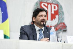 Aliado de Tarcísio e Valdemar, André do Prado é reeleito presidente da Alesp