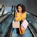 Black Friday impulsiona contratações: abertura de vagas temporárias cresce 81% antes do evento