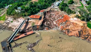 Porto em Manacapuru, no Amazonas, desaba em meio a obras