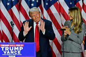 Juíza aceita arquivar acusações contra Trump por ingerência na eleição de 2020