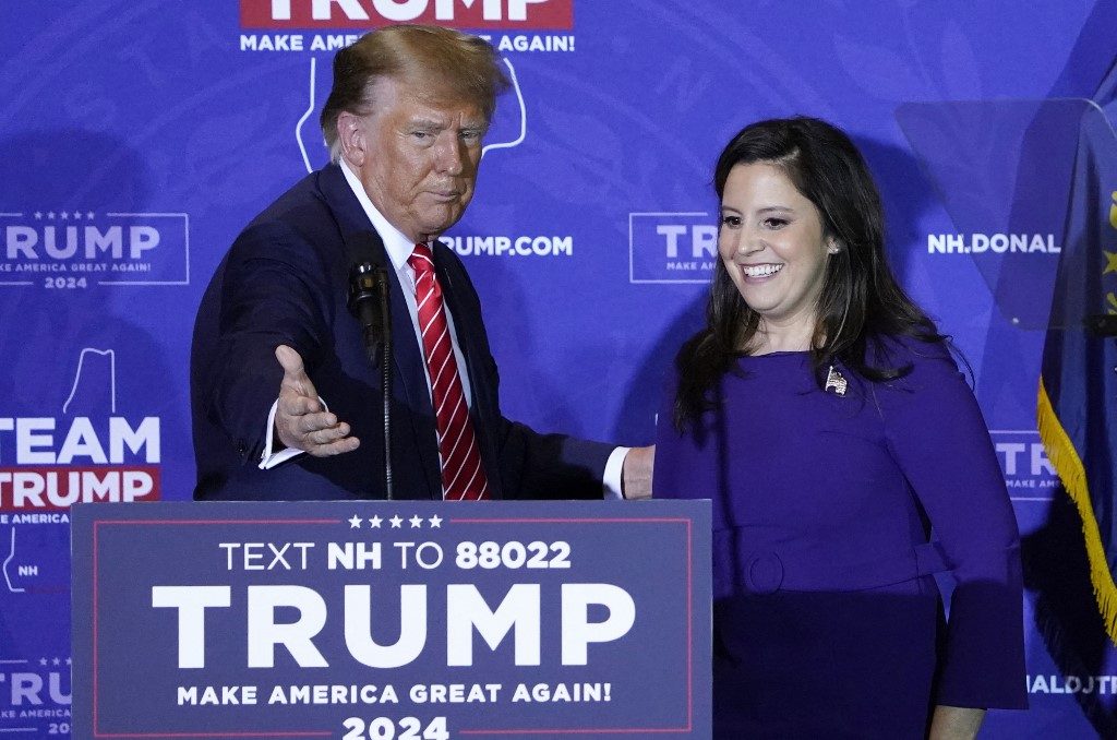Trump nomeia colaboradores fiéis para cargos-chave de seu 2º governo