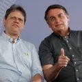 Tarcísio pede a Moraes autorização para visitar Bolsonaro em Brasília