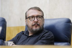 Câmara de SP aprova abertura de processo que pode cassar o mandato de Toninho Vespoli (PSOL)