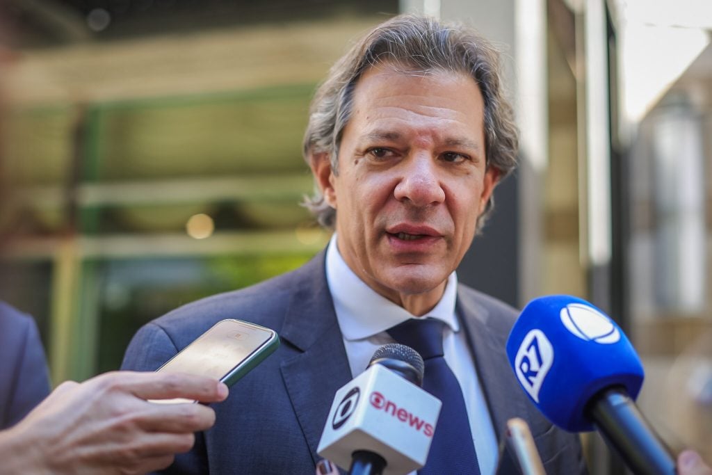 Pacote fiscal anunciado por Haddad está 'na direção certa', diz Febraban