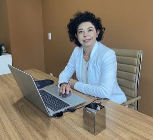 Empreendedores negros enfrentam desafios para tornar negócios rentáveis, aponta estudo