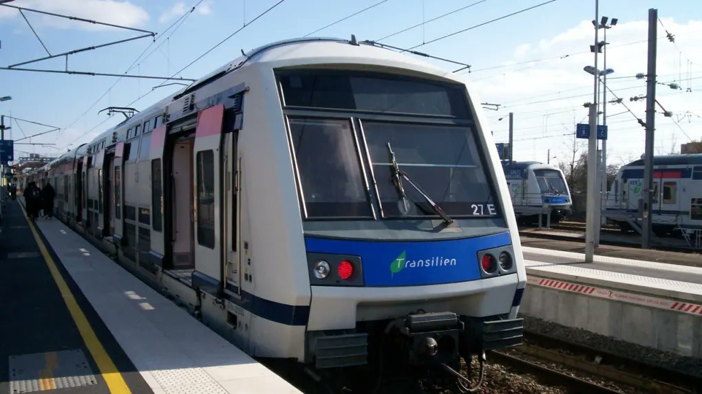 Briga em trem na França deixa quatro feridos a machadadas