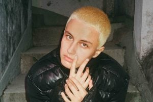 Voz queer, Maria Beraldo reafirma sua opção em novo disco: 'Falar de mim é político'