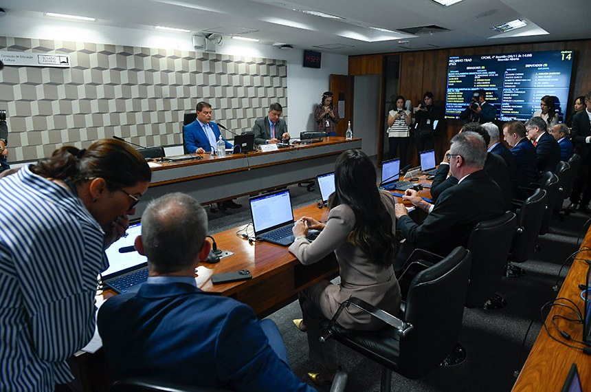 Brasil levará ao Parlasul a discussão sobre boicote à carne do Mercosul