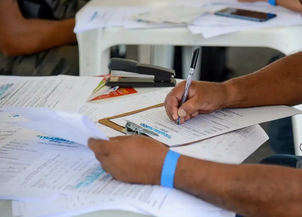 Quatro em cada dez jovens negros já foram excluídos no trabalho