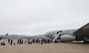 Chega a SP décimo terceiro voo com 150 repatriados do Líbano