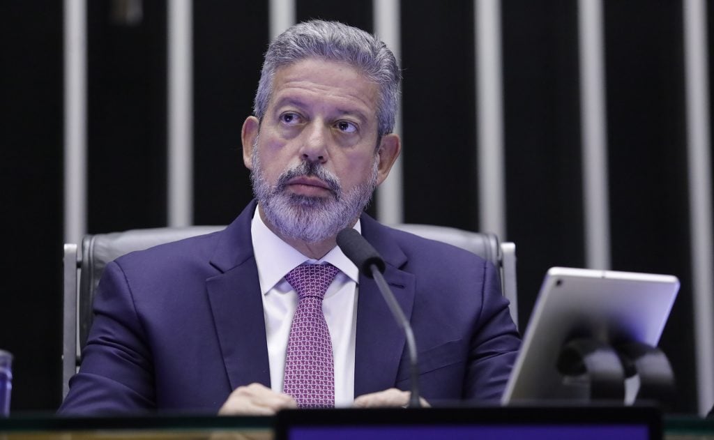 Congresso devia ter feito algo sobre a regulamentação das redes, diz Lira