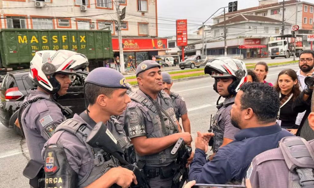 PM provoca tensão em velório de criança de 4 anos no litoral de São Paulo